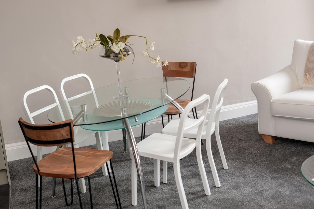 Cornerstone Apartments Edinburgh Room photo