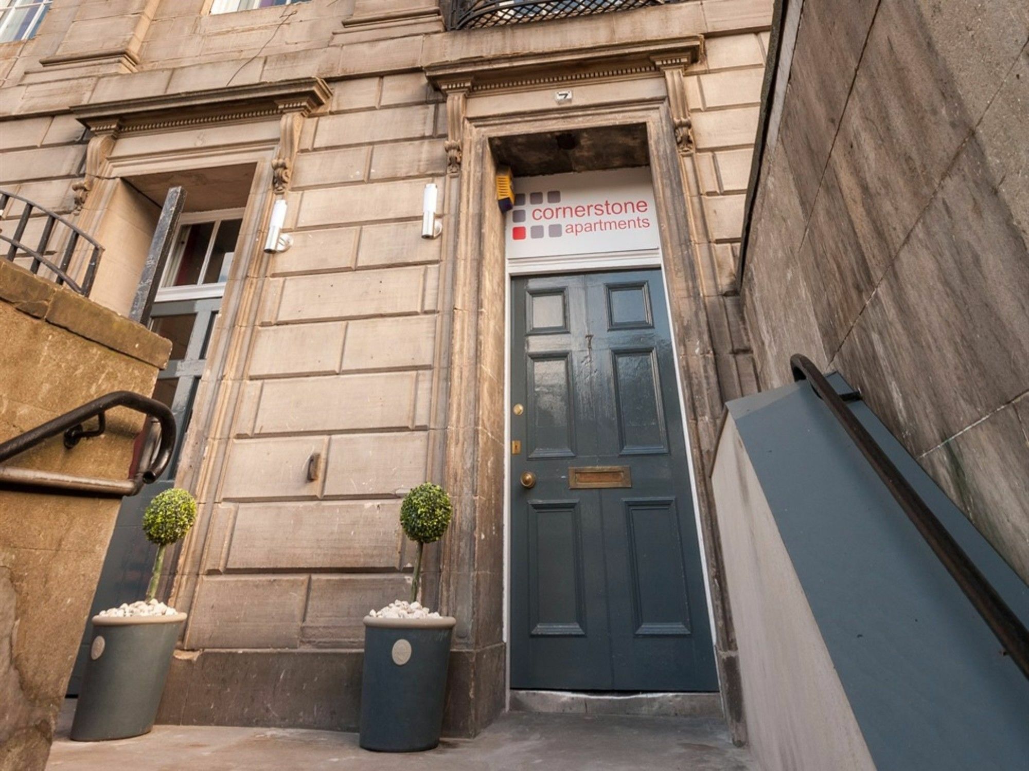 Cornerstone Apartments Edinburgh Exterior photo
